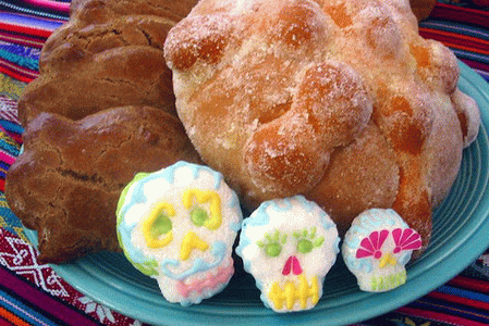 Pan de muerto and sugar skulls