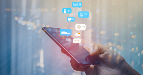 Illustration for a B2 conversation question about phones, apps and life online.