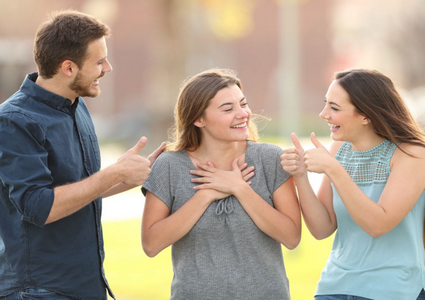 Giving compliments – Fill in the Gaps